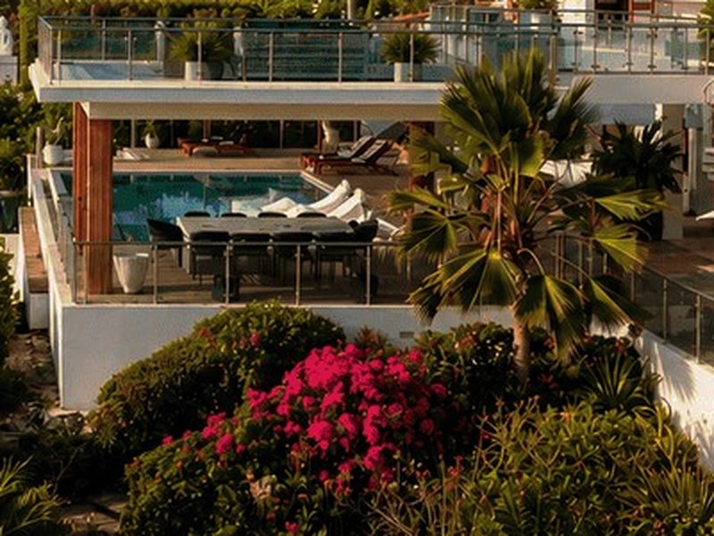 The infinity pool deck at My Amani